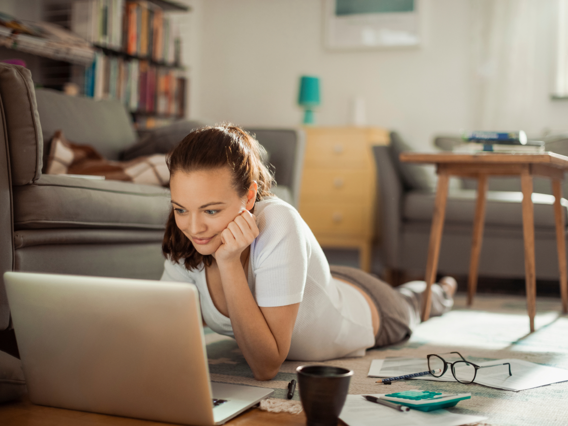 teenage girl working on college essays