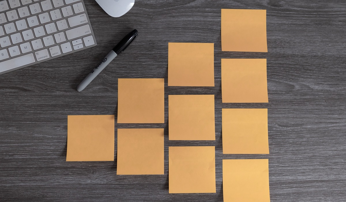 blank post it notes on desk