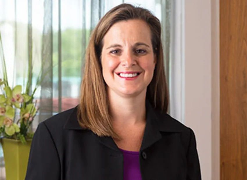 Stacey MacPhetres headshot